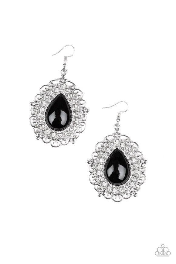 E060 Incredibly Celebrity - Black - Earrings - Paparazzi