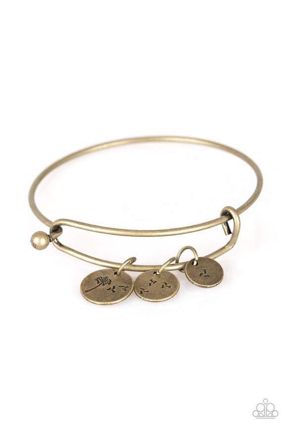 B304 Dreamy Dandelions - Brass - Bracelet - Paparazzi