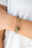 B304 Dreamy Dandelions - Brass - Bracelet - Paparazzi