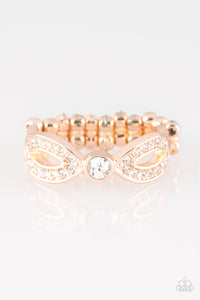 R390 Extra Side of Elegance - Rose Gold - Ring - Paparazzi