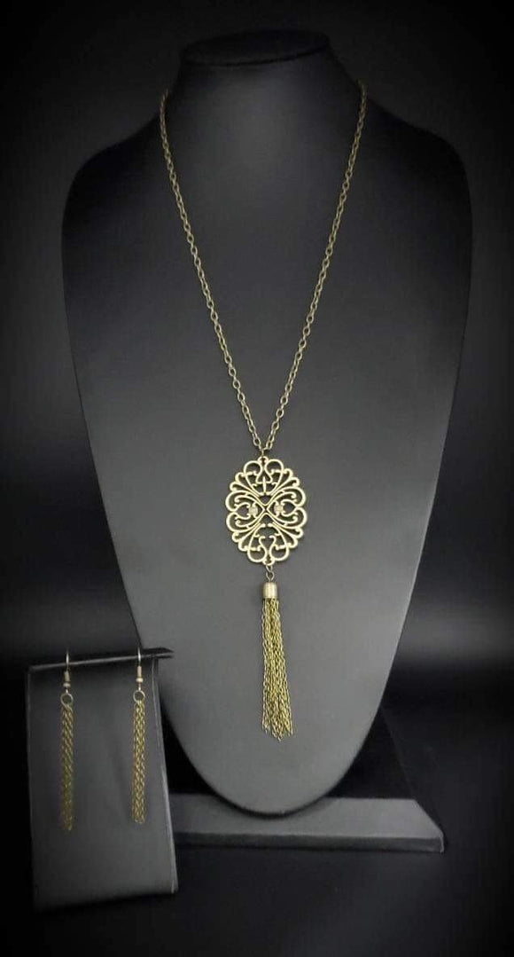 NE018 A Mandala Of The People - Brass - Necklace/Earring Set - Paparazzi